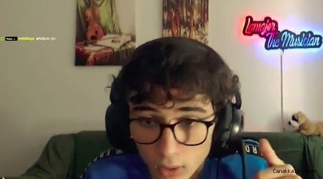 Depreme bilgisayar başında canlı yayında yakalandı