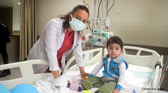 Devletin şefkati minik İlayda&#039;yı ayaklandırdı