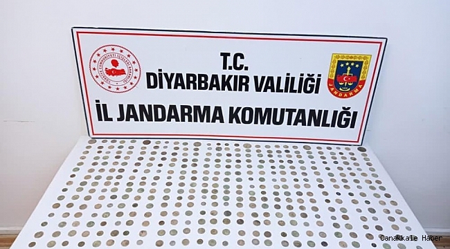 Diyarbakır&#039;da İslami, Osmanlı ve Roma dönemlerine ait 416 gümüş sikke ele geçirildi