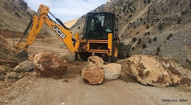 Doğa harikası göle arazi aracı ile girilince, muhtar göle giden yolu iş makineleri kayalarla kapattı