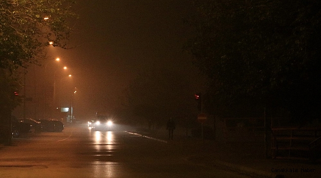 Duman altındaki Adana&#039;da göz gözü görmüyor