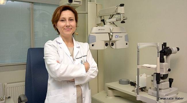 Ekrana bakma süresi 8 saati aştı, göz hastalıkları da arttı