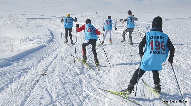 Eksi 15 derecede birincilik için ter döktüler