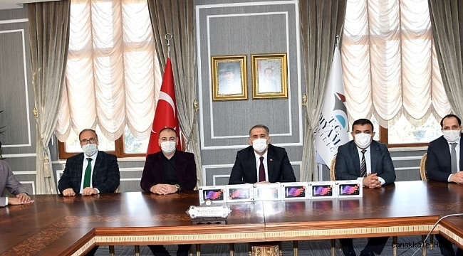 Elazığlı iş adamından Adıyamanlı öğrencilere tablet