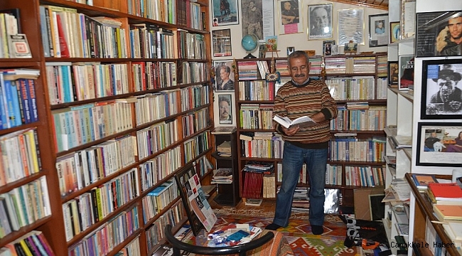 Emekli öğretmen, evini kütüphaneye çevirdi
