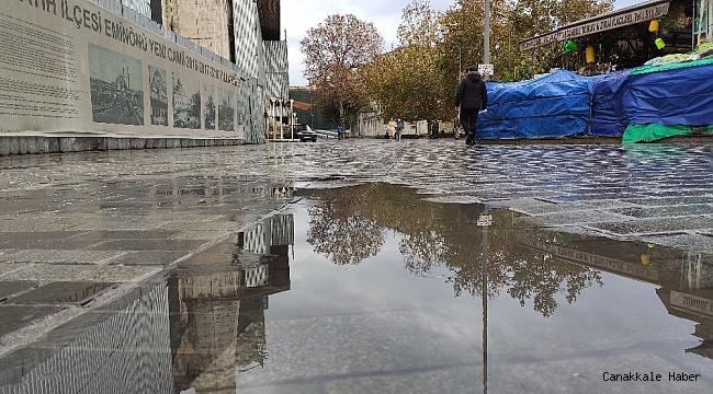 Eminönü Meydanı boş kaldı