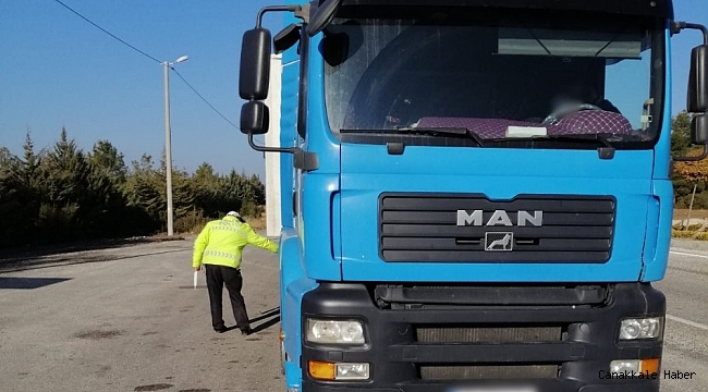 Emniyet ekiplerinden 3 günde 76 araç sürücüne ceza