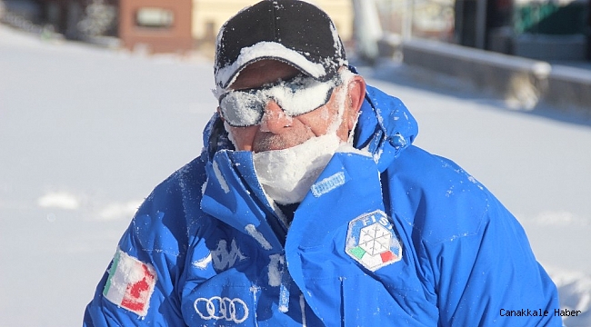 Erciyes&#039;e kar yağdı, işletmeciler bayram etti