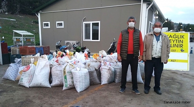 Erdekli Müstahsil Zeytin Borsası&#039;na yoğun ilgi gösteriyor