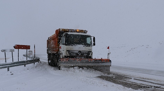 Erzincan&#039;da karla karışık yağmur ve kar yağışı