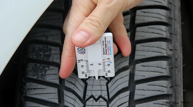 Erzincan&#039;da trafik ekiplerinden kış lastiği denetimi