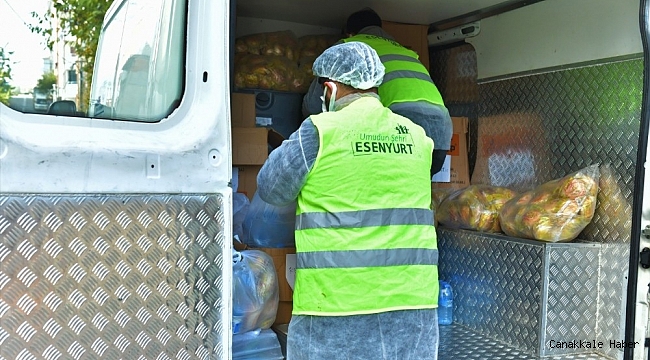 Esenyurt&#039;ta Covid tedavisi görenlere gıda yardımı devam ediyor