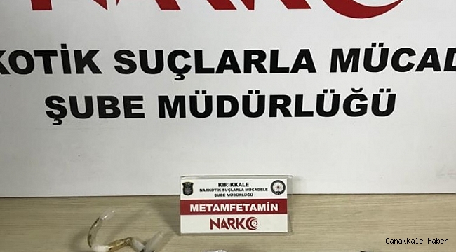 Evinde uyuşturucuyla yakalandı