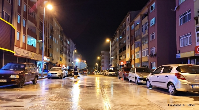 Gebze sokağa çıkma kısıtlamasında dezenfekte edildi