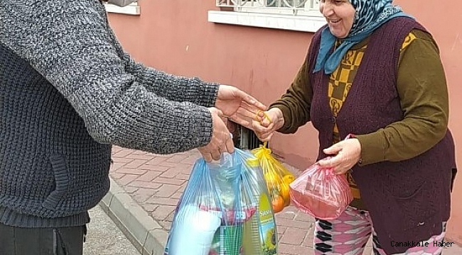 Genç muhtar mahallelisini yalnız bırakmıyor