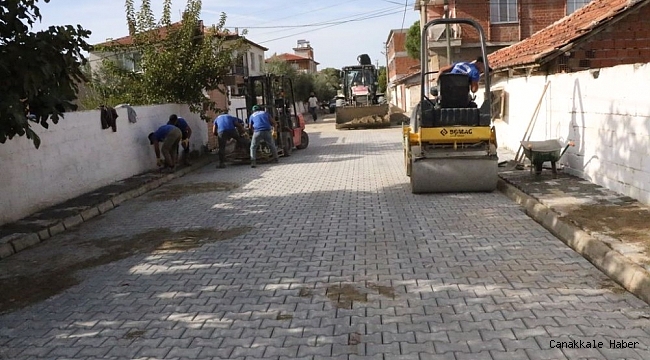 Gölmarmara'da 80 bin metrekare kilit parke döşemesi