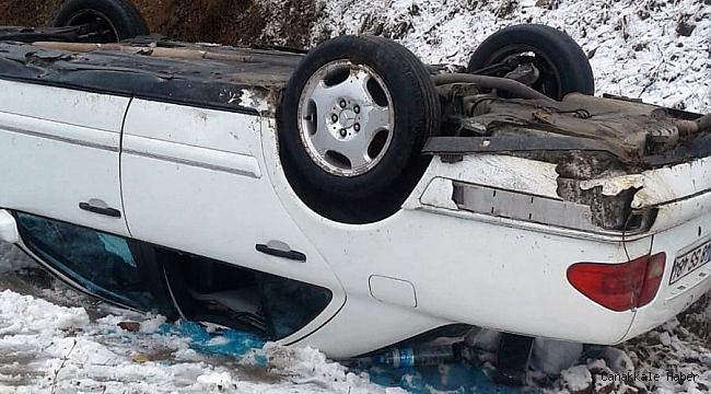 Gümüşhane&#039;de otomobil takla attı: 4 yaralı