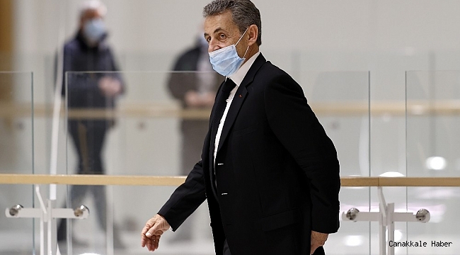 Hakim karşısına çıkan Sarkozy yolsuzluk suçlamalarını reddetti
