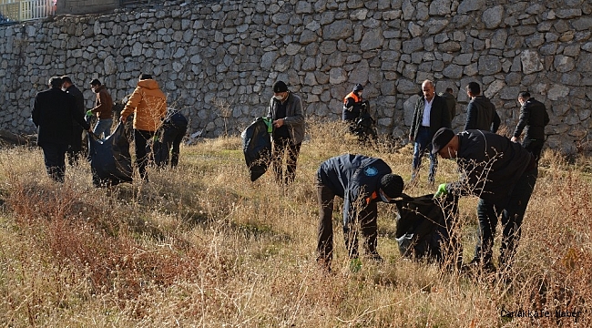 Hakkari Belediyesinden şehir temizliği