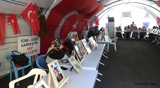 HDP önündeki aileler, çocuklarını terörün elinden kurtarmakta kararlı