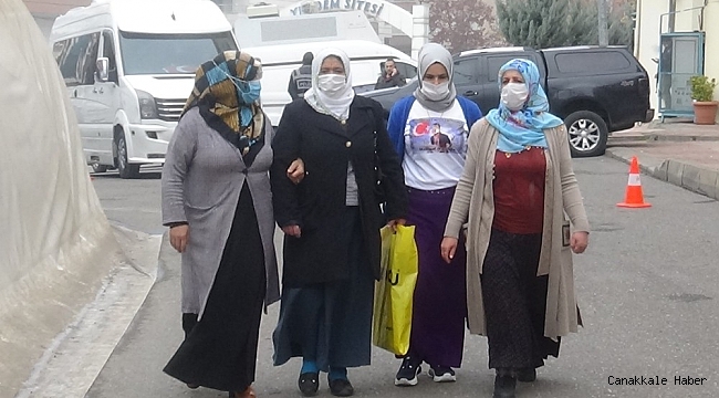 HDP önündeki ailelerin çığlığı büyüyerek devam ediyor