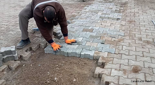 Iğdır&#039;da bozuk parke taşları onarılıyor