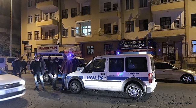 İki arkadaşın tartışması kanlı bitti: 1 yaralı