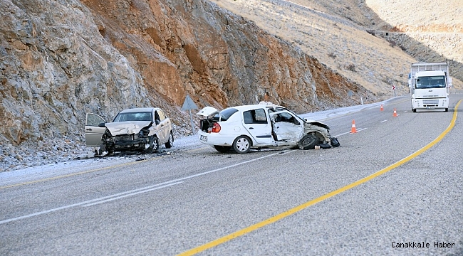 İki otomobil çarpıştı: 2 yaralı