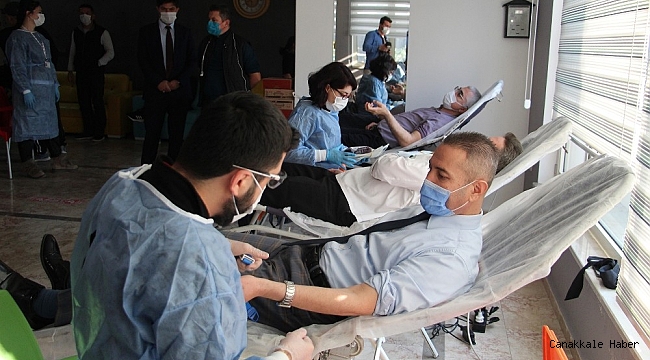 İmam Hatiplilerden kan bağışı