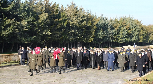 İsmet İnönü vefatının 47&#039;nci yılında kabri başında anıldı