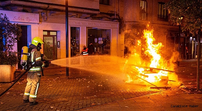 İspanya&#039;da göçmenlerin kaldığı binada yangın çıktı: En az 2 ölü