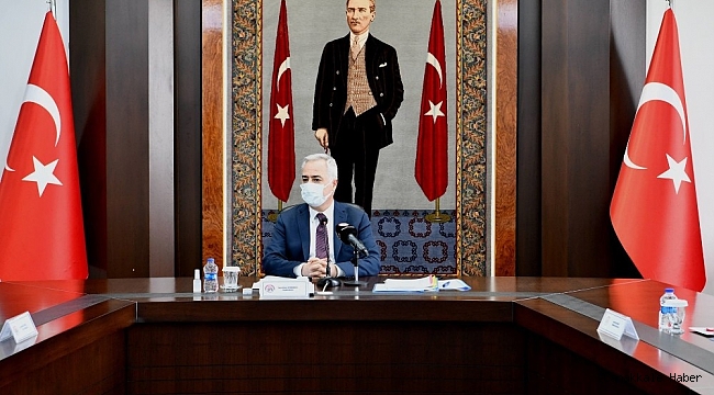 Isparta Valisi Seymenoğlu'ndan kaymakamlara 'soğukta sokakta kimse kalmayacak' talimatı