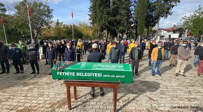İzmir&#039;de eski eşi tarafından öldürülen Fulya Öztürk, Muğla&#039;da toprağa verildi