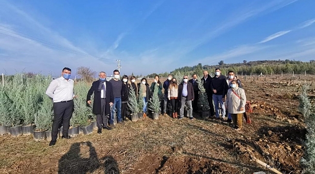 İzmir'de her çocuk adına bir fidan