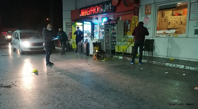 İzmir&#039;de sokağa çıkma kısıtlamasına rağmen silahlı kavga: 1 yaralı