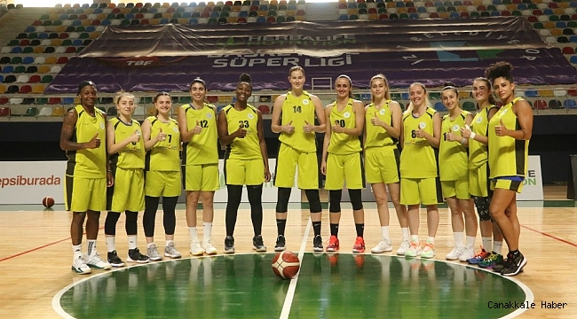 İzmit Belediyespor tam kadro çalışmaya başladı