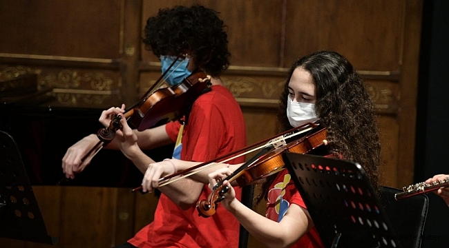 Kadıköylü çocuklardan &#039;Caz Konseri&#039;