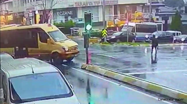 Kadının kulağının koptuğu minibüs dehşeti kamerada