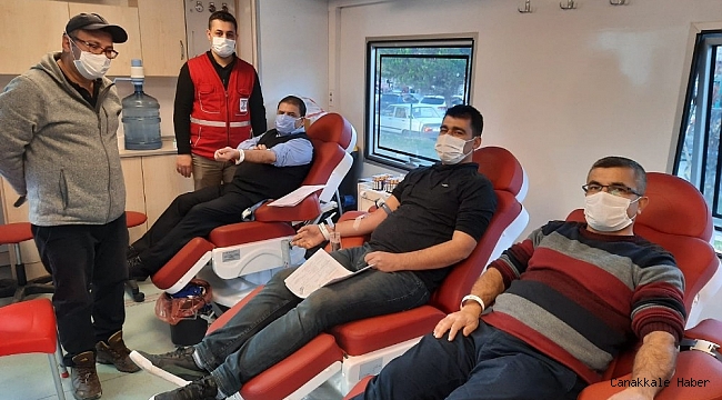 Kahta Eğitim-Bir-Sen'den kan bağışına destek