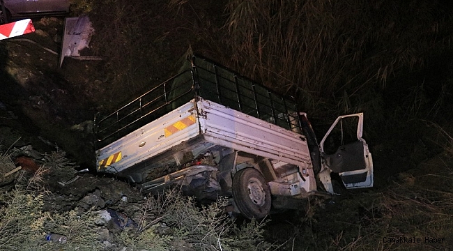 Kamyonet drenaj kanalına düştü: 5 yaralı