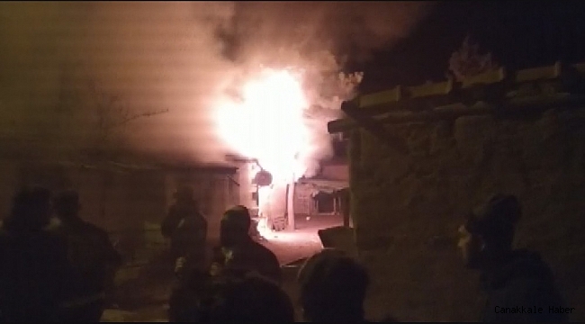 Kanser hastası adam ve eşi evlerinin yanmasını feryat ederek izledi