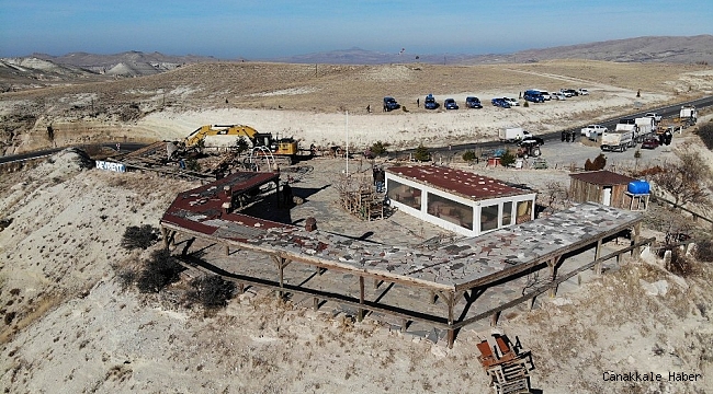Kapadokya'da kaçak yapıların yıkımı devam ediyor