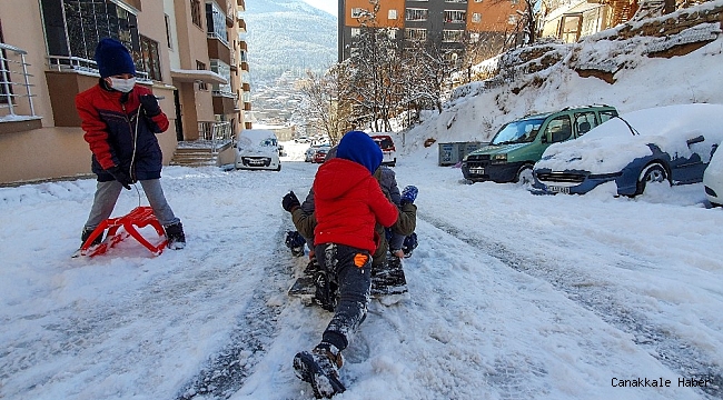Kar yağışına en çok onlar sevindi