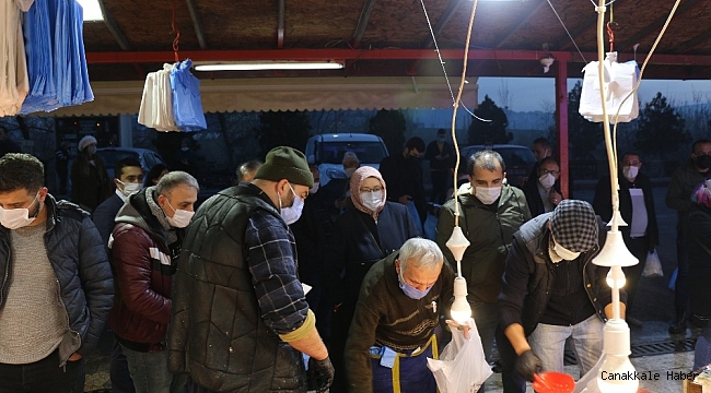 Karabük&#039;te kısıtlamaya saatler kala balıkçılara akın
