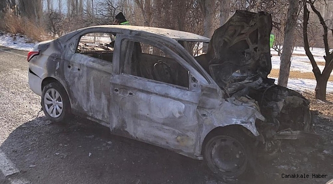 Kars&#039;ta kaza sonucu alev alan otomobil patladı