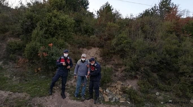 Kayıp Alzheimer hastası yaşlı adamı jandarma ekipleri buldu