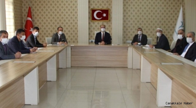 Kaymakam Türkmen okul müdürleri ile bir araya geldi