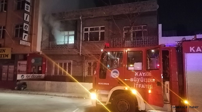 Kayseri&#039;de boş evde çıkan yangını itfaiye söndürdü