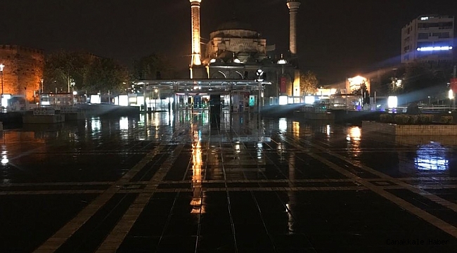 Kayseri'de kısıtlama sonrası meydan ve caddeler sessizliğe büründü