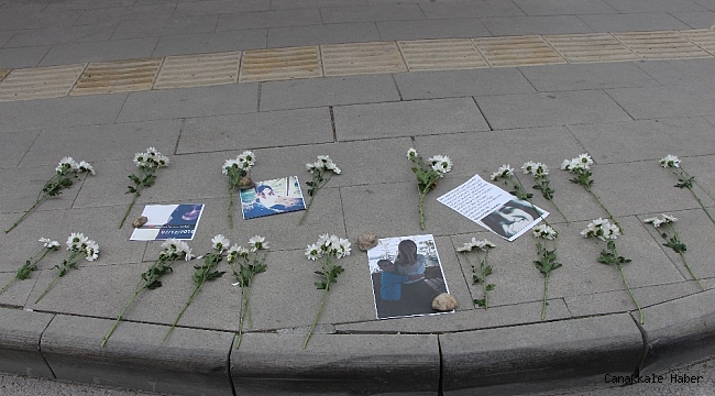 Kaza kurbanı üniversiteli Gizem 19 karanfille anıldı